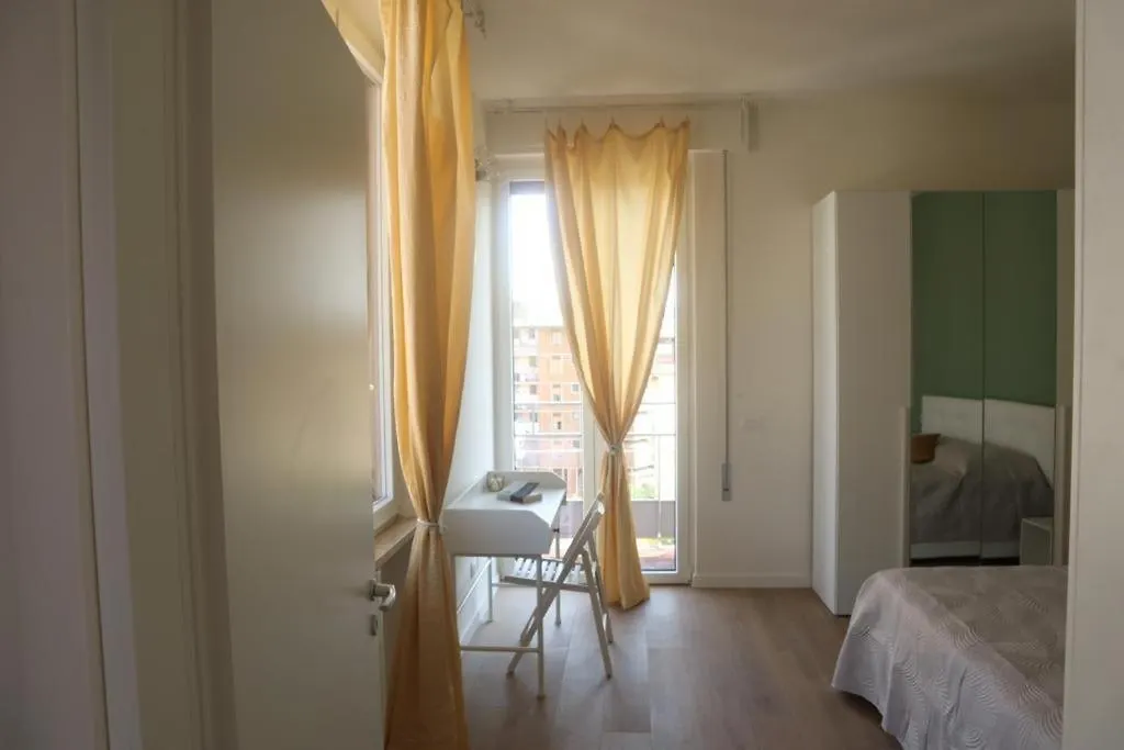 Santa Maria Novella - Golden Lily Florence, City Center Apartment